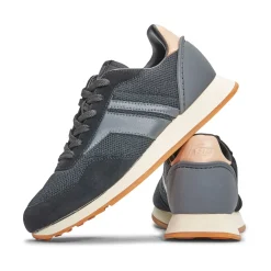 Women's Renaissance Sneaker Women Lace Ups